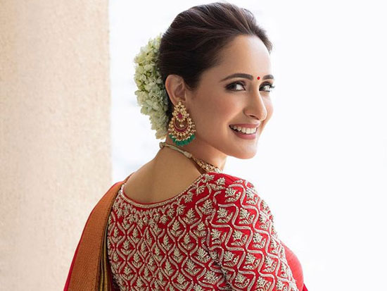 Pragya Jaiswal Looking Gorgeous In Traditional Saree Pragya Jaiswal Looking Gorgeous In Traditional Saree